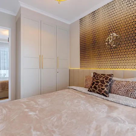 Cavalli Apartment Wroclaw